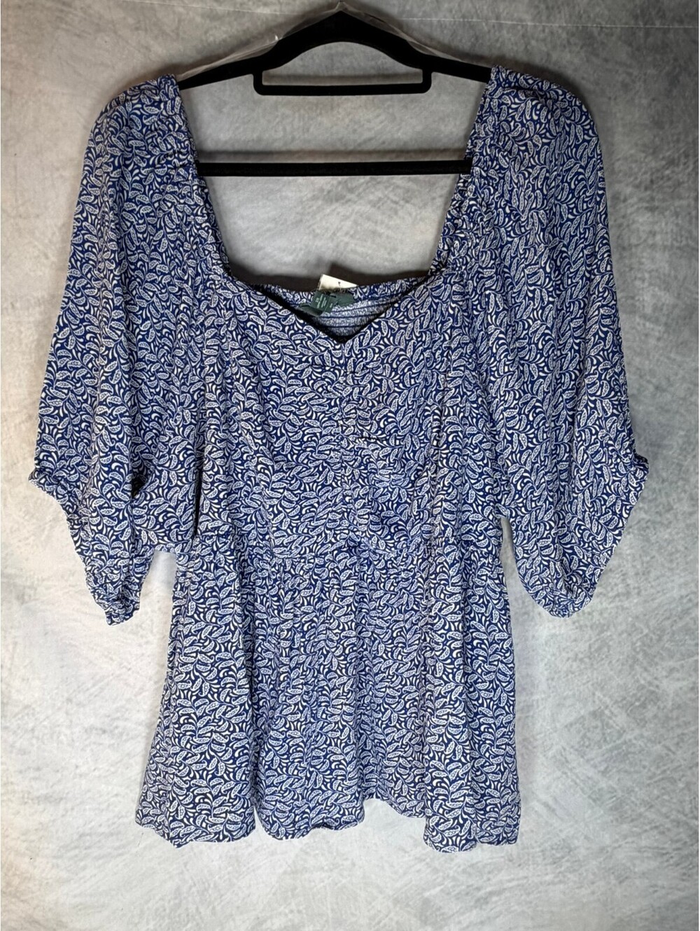 Terra & Sky Women's 2X Blue Paisley Sweetheart Peplum Blouse NWT